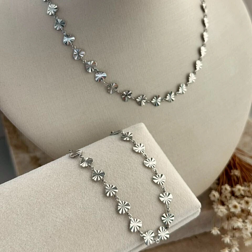 Kit colar e pulseira coração chapinhas em aço inoxidável