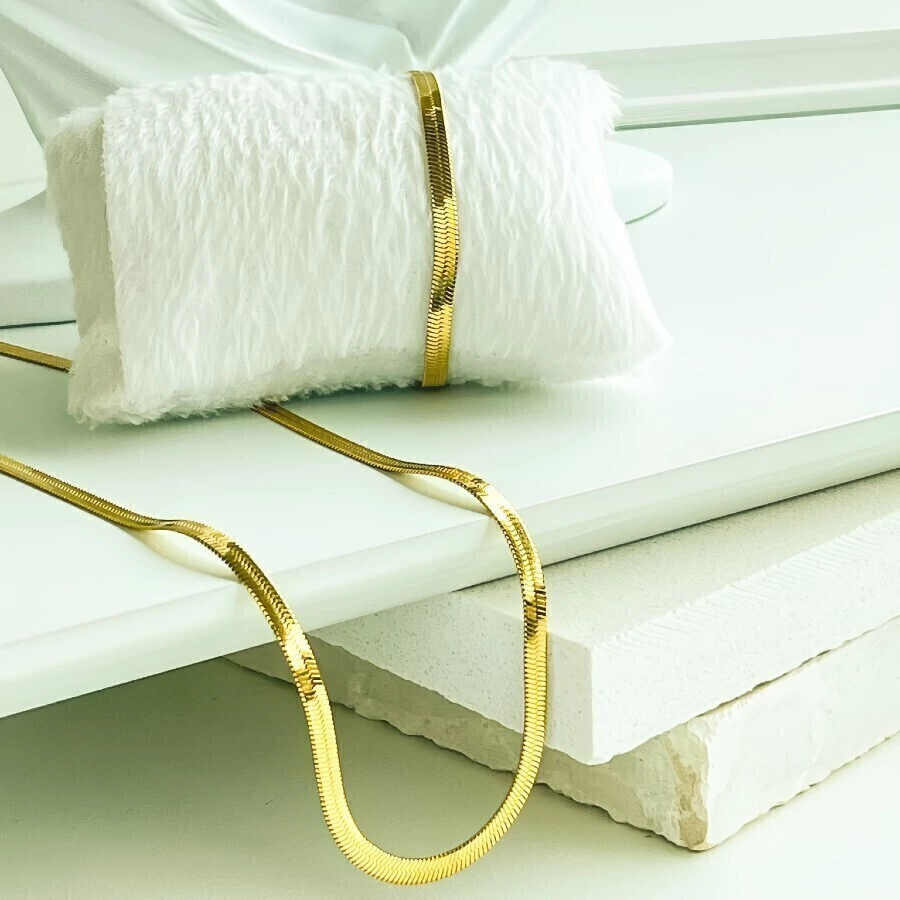 Kit colar e pulseira malha dourado em aço inoxidável
